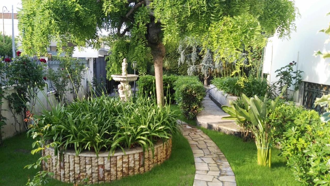 Villa Mary - Oroblu Trani Extérieur photo